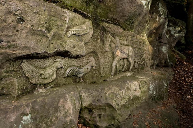From Prague: Hike the Hidden Valleys of Bohemian Paradise - The “mouse hole” and the approach to Hrubá Skála