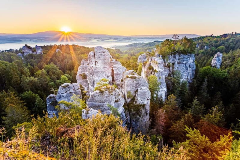 From Prague: Hike the Hidden Valleys of Bohemian Paradise - Hrubá Skála Castle lunch: a real reward, not a token meal