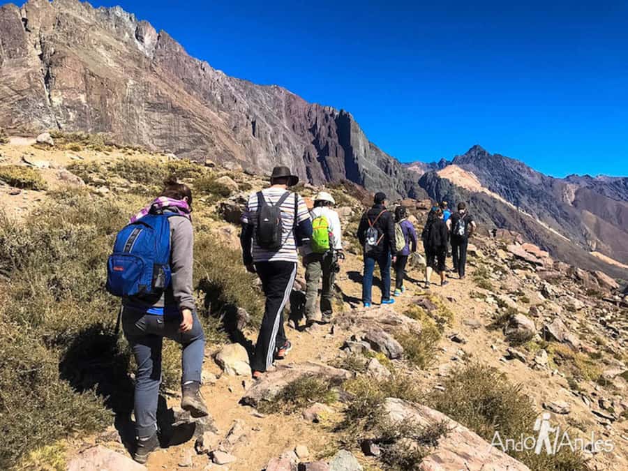 From Santiago: Cajón del Maipo and Volcán San José Hike 8K - What you’ll do if you’re not a speed hiker (and how guides help)