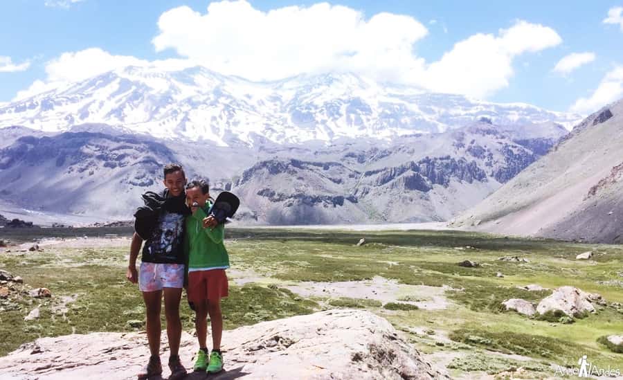 From Santiago: Cajón del Maipo and Volcán San José Hike 8K - Who should book this day hike from Santiago?