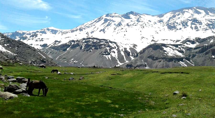 From Santiago: Cajón del Maipo and Volcán San José Hike 8K - The 10-hour reality check: early pickup and what fills the day
