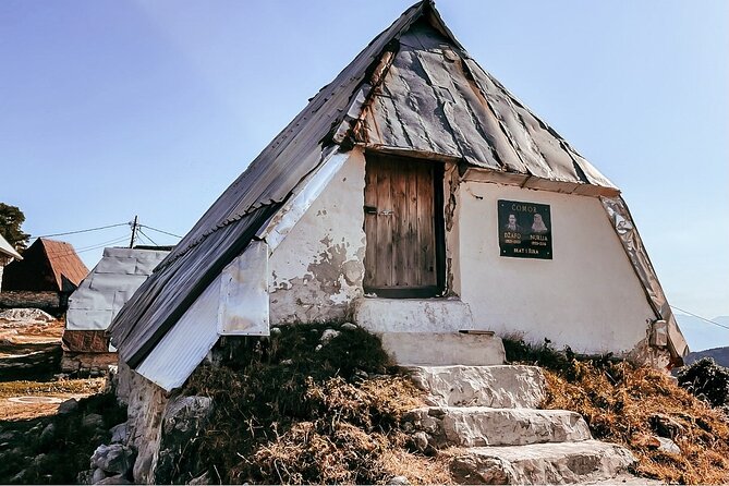From Sarajevo: Full-Day Hike to Lukomir Village - Lukomir village time: coffee, traditional clothing, and lunch on the mountain