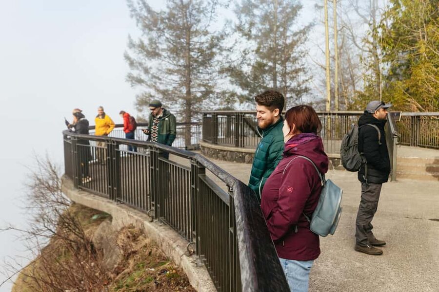 From Seattle: Visit Snoqualmie Falls and Hike to Twin Falls - Snoqualmie Falls and Twin Falls: Why This Short Morning Works