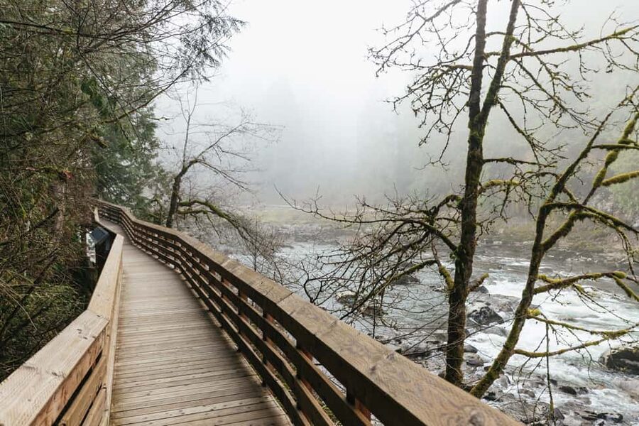 From Seattle: Visit Snoqualmie Falls and Hike to Twin Falls - Price and Value: Is $67 Worth It?