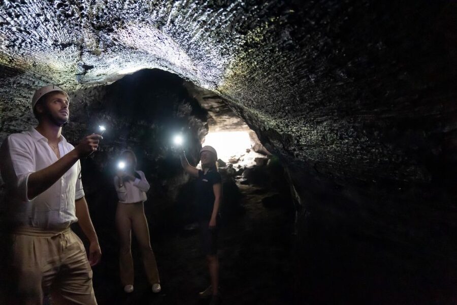 From Syracuse: Mount Etna Guided Morning Hike & Food Tasting - Pace, group size, and how the day actually feels