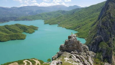From Tirana: Bovilla Lake & Gamti Mountain Hiking Tour - Pickup, minivans, and the Bovilla Canyon photo stop