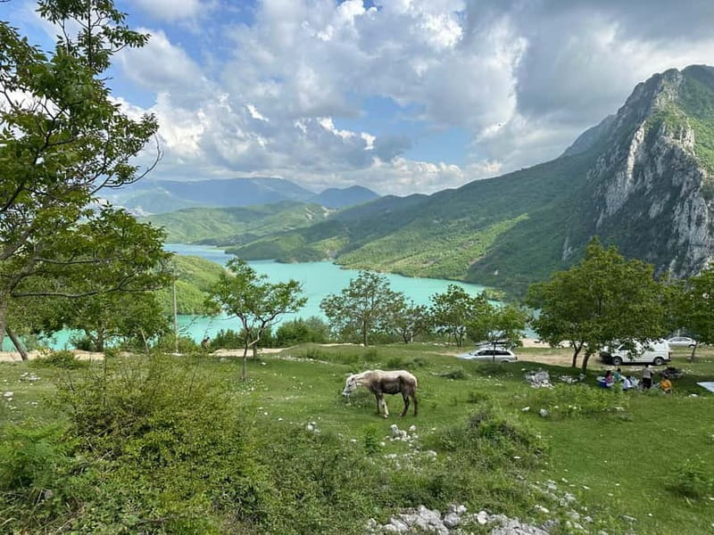 From Tirana: Bovilla Lake & Gamti Mountain Viewpoint Hike - Lunch break: use the 45 minutes wisely