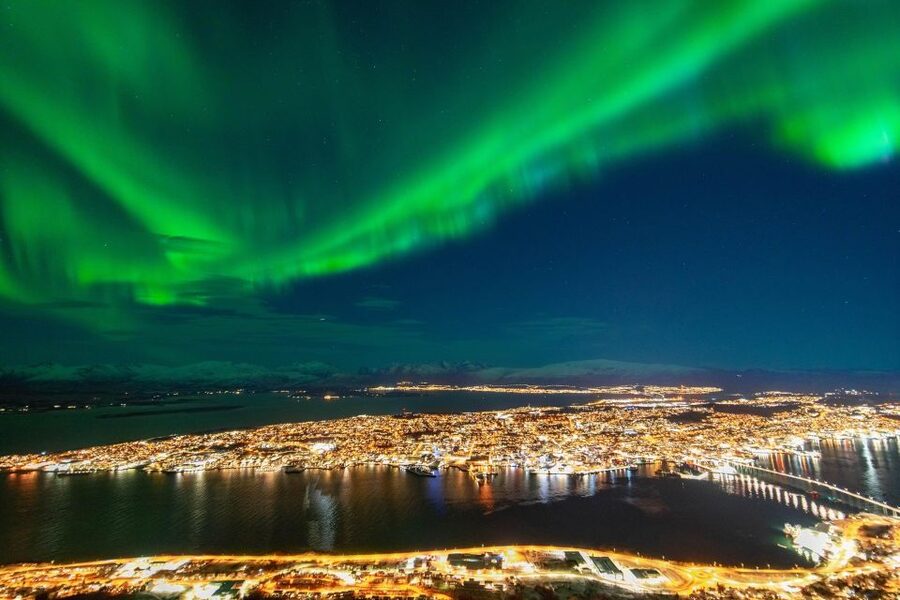 From Tromsø: Evening Fjellheisen Snowshoe Hike and Cable Car - Getting to Fjellheisen: Tromsø meets winter reality