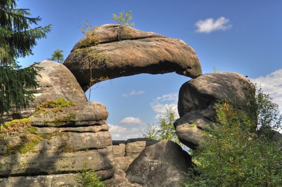 From Wroclaw: Hiking Trail in Rock City Adrspach - Climb higher for panoramic views (and how to judge your energy)