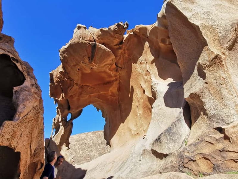 Fuerteventura: Ajuy Caves & hike to secret Las Penitas Arco - Las Peñitas Canyon to El Arco: the hike that turns heads