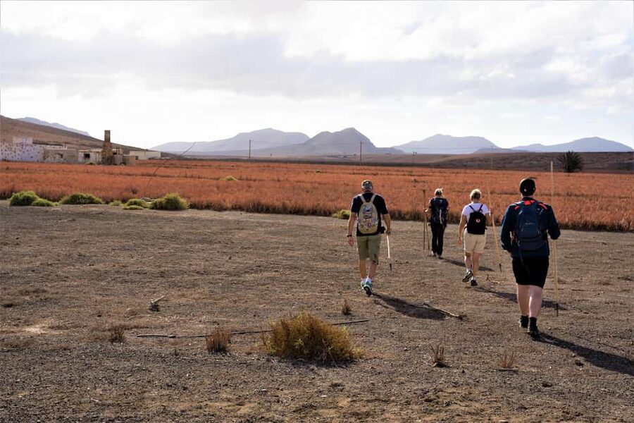 Fuerteventura: volcanic hike to the crater edge - The hike reality: 6 km over volcanic rocks and boulders