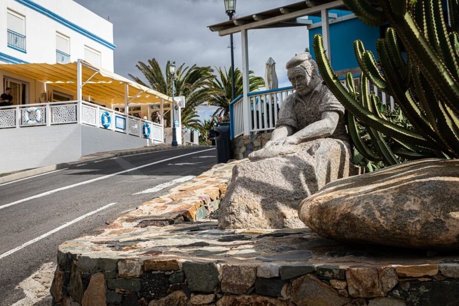 Fuerteventura: Wild Coast and Legends Hike - Entering The Ravine: Las Peñitas, chapel legends, and why it feels different
