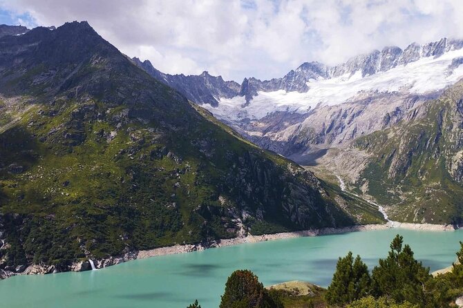 Full-Day Hiking Swiss Alps and Lake swim with Pick-up - Pickup timing, minivan comfort, and group size that stays human