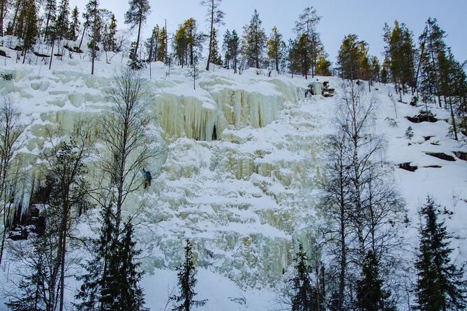 Full Day Hiking to Korouoma Canyon & Frozen Waterfalls - Barbecue lunch by the open fire in Lapland cold
