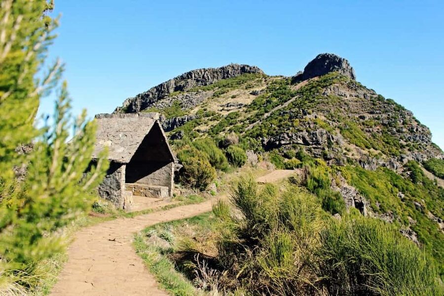 Funchal: Pico do Arieiro & Pico Ruivo Hiking Transfer - Self-guided doesn’t mean unsupported: how the day stays smooth