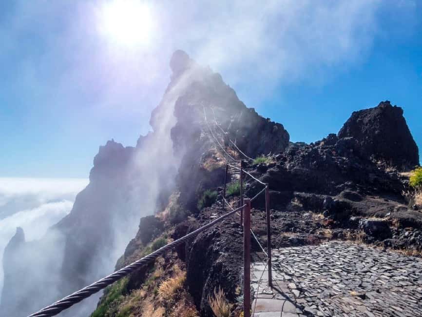 Funchal: Pico do Arieiro & Pico Ruivo Hiking Transfer - Packing for Madeira peaks: what to bring and what can ruin your day