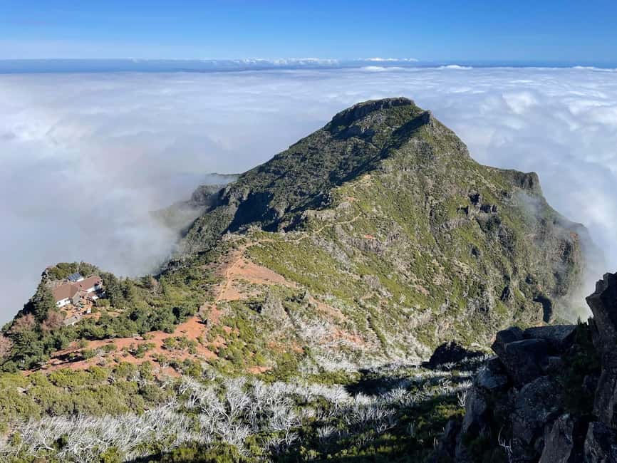Funchal: PR1.2 Pico Ruivo & Achada Teixeira Hiking Transfer - The climb to Pico Ruivo: 5.8 km, a real commitment, and big payoffs