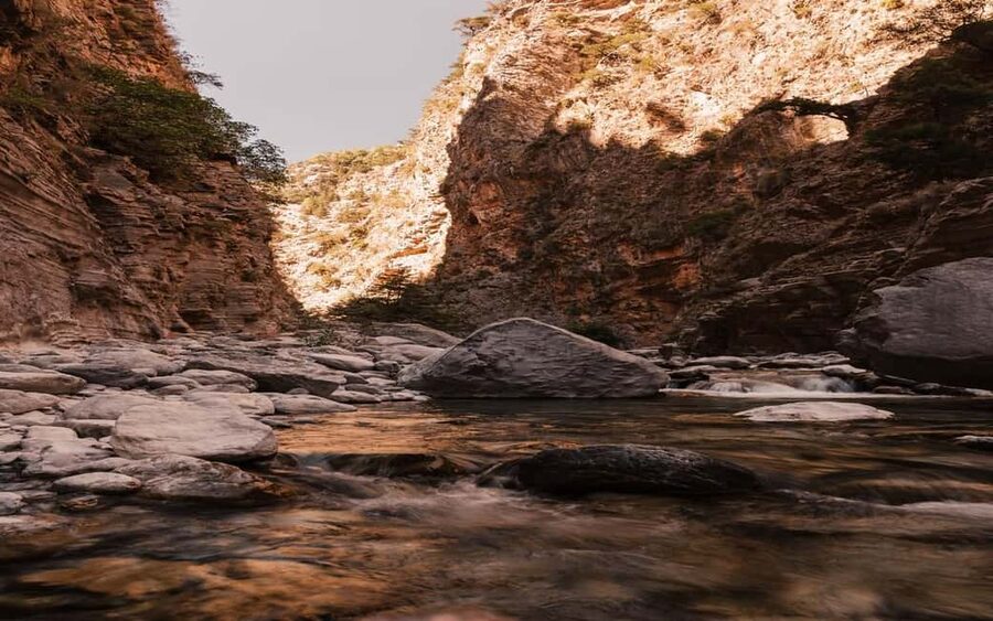 Georgioupolis /Petres: Samaria Gorge one Day Hike with Guide - Entering the Samaria Gorge National Park: The 18 km Reality Check