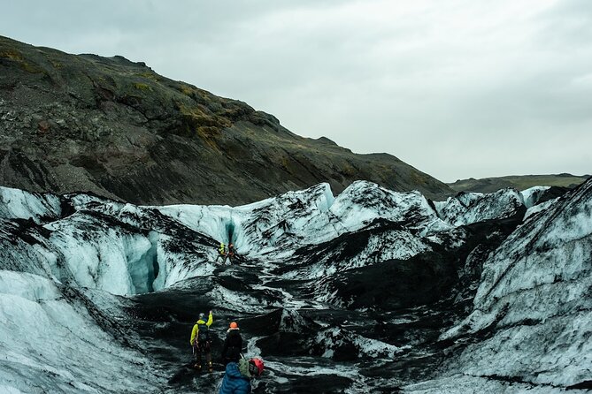 Glacier Hike at Solheimajokull in Small Group (6 pers max) - Who This Glacier Hike Suits Best