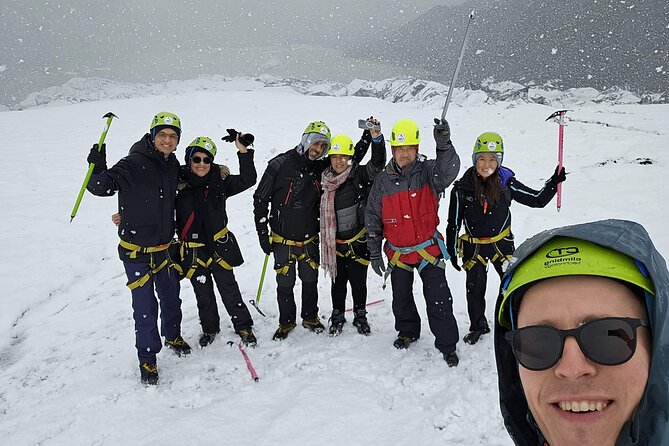 Glacier Hike Experience on Sólheimajökull - Meet on location - Safety briefing first, thrills second (and that order is good)