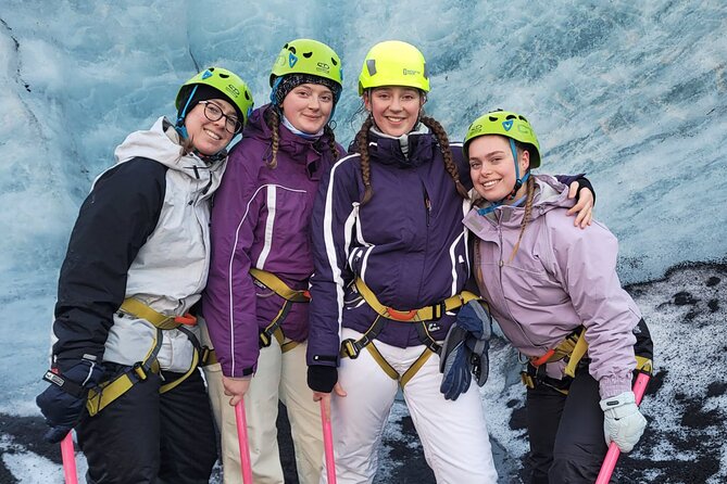 Glacier Hike Experience on Sólheimajökull - Meet on location - The return walk: Staying steady after the fun