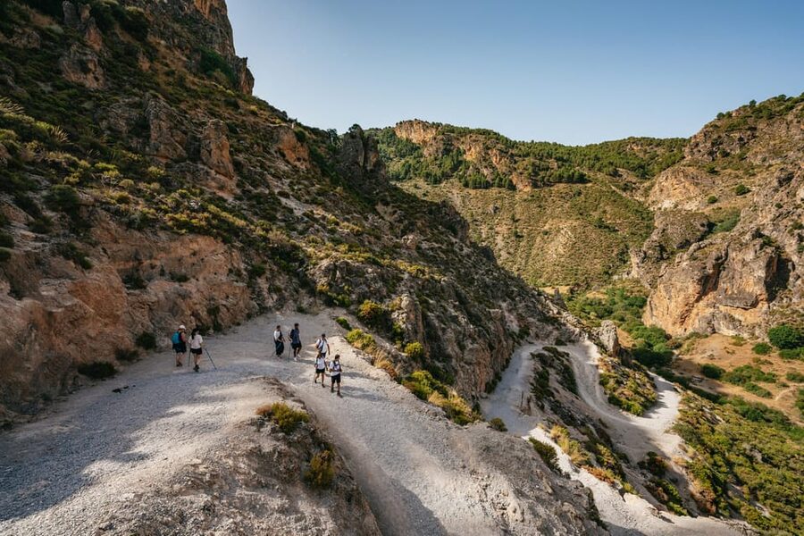 Granada: Los Cahorros de Monachil Canyon Hiking Tour - The 30-Minute Ride to Monachil: Fast Escape Time