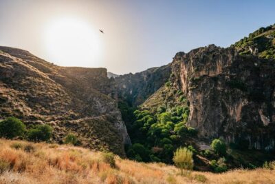 Granada: Los Cahorros de Monachil Canyon Hiking Tour - Meeting in Granada: Plaza del Profesor Fontbote and a Simple Start