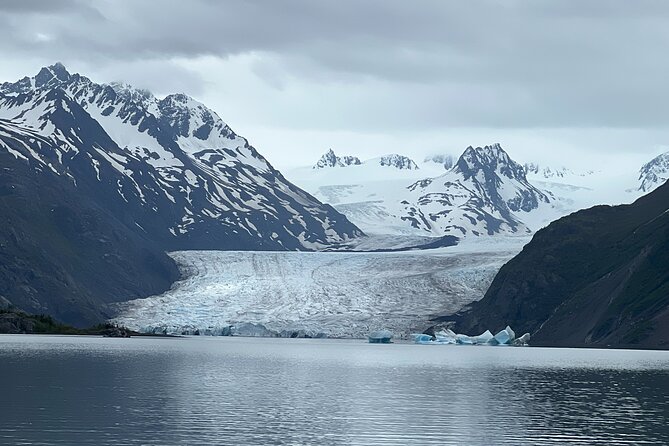 Grewingk Glacier Hike in Kachemak Bay - Quick hits to know before you go