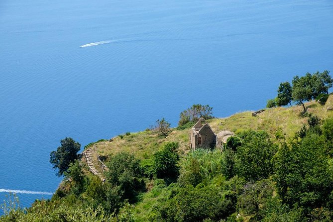 Guided Day Hike on the Path of the Gods with Sorrento Transfer - What to wear: shoes, poles, and handling rough trail sections
