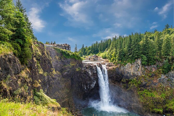 Guided forest hike to Seattle waterfalls incl. Snoqualmie Falls - Quick Hits You’ll Care About
