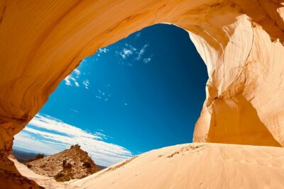 Guided Hike through Peekaboo + Great Chamber Combo (Small Group) - Stop 1: Cutler Point sand alcove and the steep sandy hill test