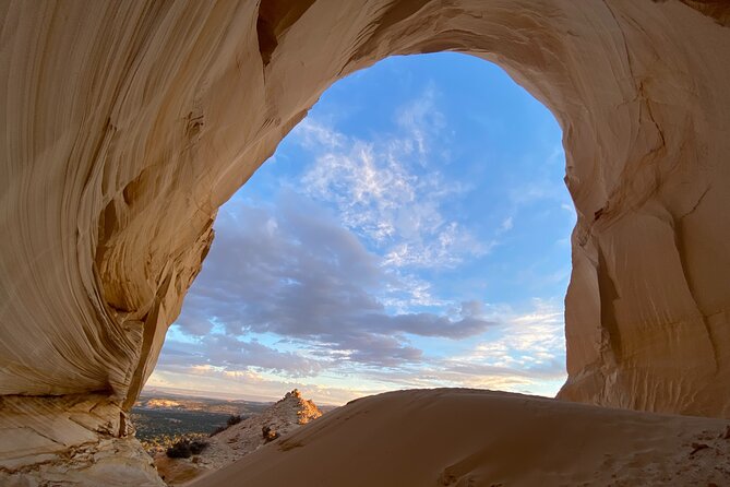 Guided Hike through Peekaboo + Great Chamber Combo (Small Group) - What to wear and how to prepare for the footing