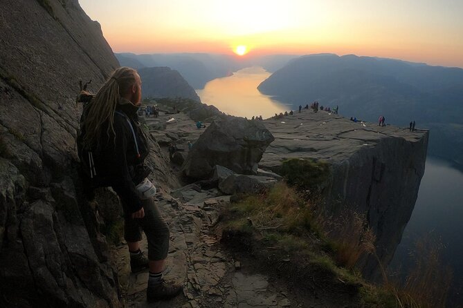 Guided sunrise hike to Pulpit Rock Preikestolen - Key points that make this sunrise hike worth it