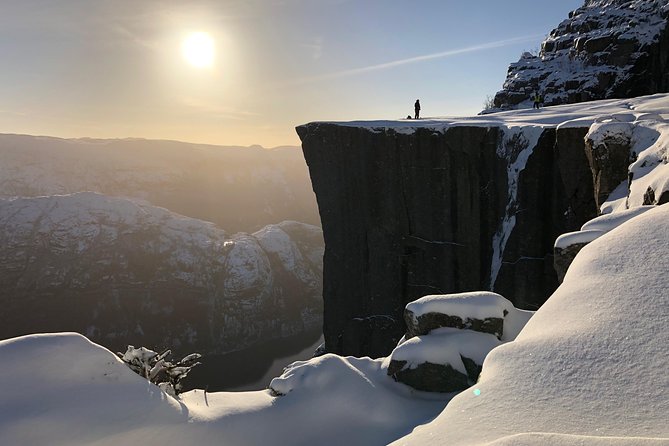 Guided winter hike to Pulpit Rock Preikestolen - Key Things You’ll Notice on This Winter Hike