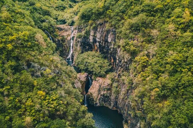 Half Day Hike to Seven Waterfalls in Mauritius - The 3-Hour Walk: Waterfall Stops, Views, and a Swim Break