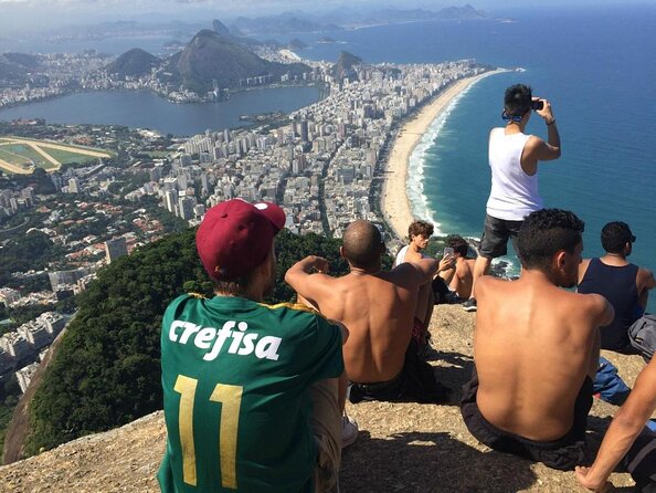 Half Day Hiking Tour Morro Dois Irmaos and Favela Vidigal - Key things that make this tour worth your time