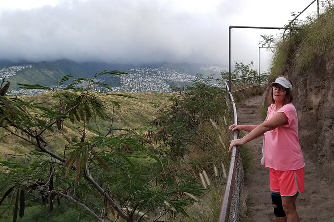 Half-Day Hiking Tour to Diamond Head and Makapuu Lighthouse - Transportation and Guides: The Human Part That Makes It Better