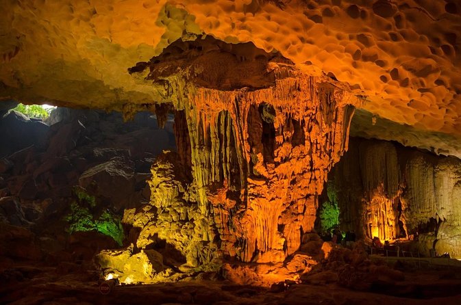 Halong Bay Full Day with Kayaking, Hiking viewpoint, Cave - Deluxe To Luxury - Key reasons this Halong Bay day trip feels worth it