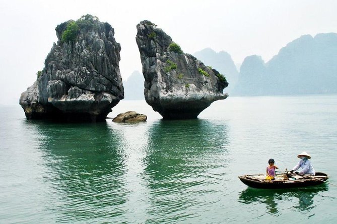 Halong Bay Full Day with Kayaking, Hiking viewpoint, Cave - Deluxe To Luxury - Sung Sot Cave and Titop Island: The Two Big Box-Checks