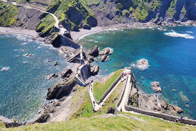 Hike Gaztelugatxe, Fishing Port Bermeo & Pintxo Lunch from Bilbao - Why early morning pays off at Gaztelugatxe
