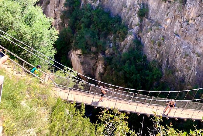 Hike Hanging Bridges and Canyon Túria - Chulilla - OFFICIAL GUIDE - Reservoir crossing and the climb toward Vallfigueras ravine