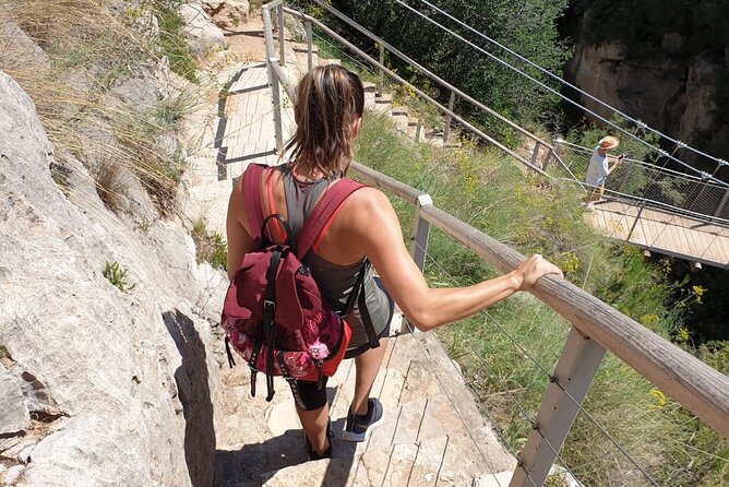 Hike Hanging Bridges and Canyon Túria - Chulilla - OFFICIAL GUIDE - Pace, distance, and what moderate really means here