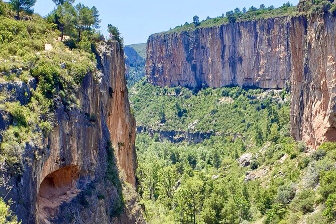 Hike Hanging Bridges and Canyon Túria - Chulilla - OFFICIAL GUIDE - Weather affects everything more than you’d expect