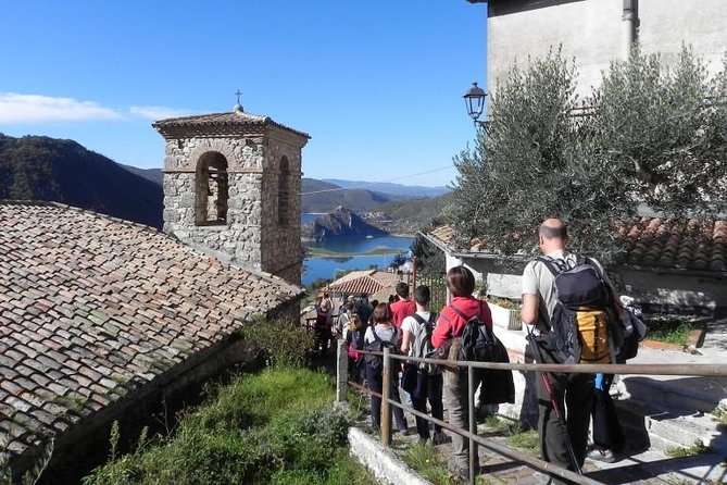 Hike Lake Castle and Good Food! - Lago del Turano Stops: Why the Lake Breaks Up the Walking