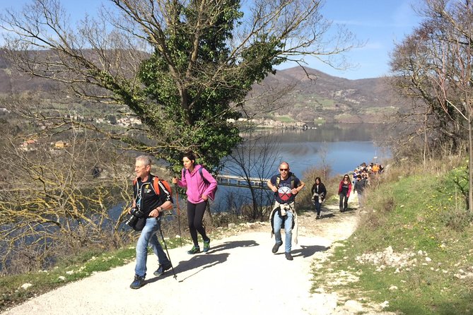 Hike Lake Castle and Good Food! - How Strenuous Is It, Really?