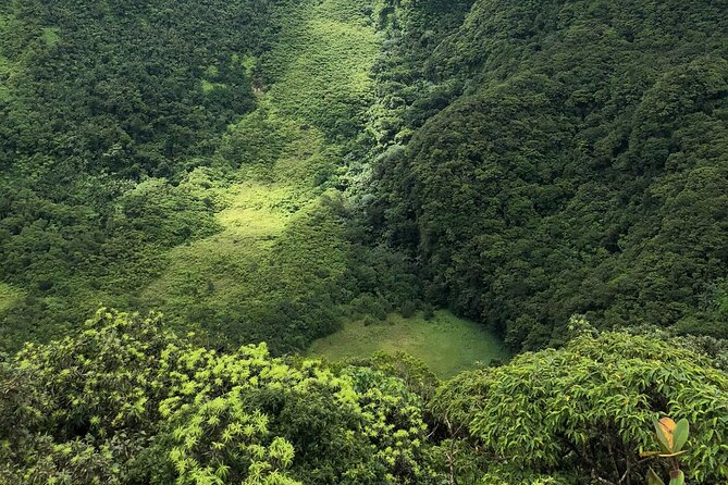 Hike St. Kitts: Highest peak Mount Liamuiga Volcano - Gear and body prep: the stuff that keeps you from turning back