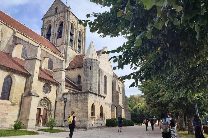Hiking Adventure in Van Gogh's Footsteps with 6 miles walk - Key things that make this tour worth your morning