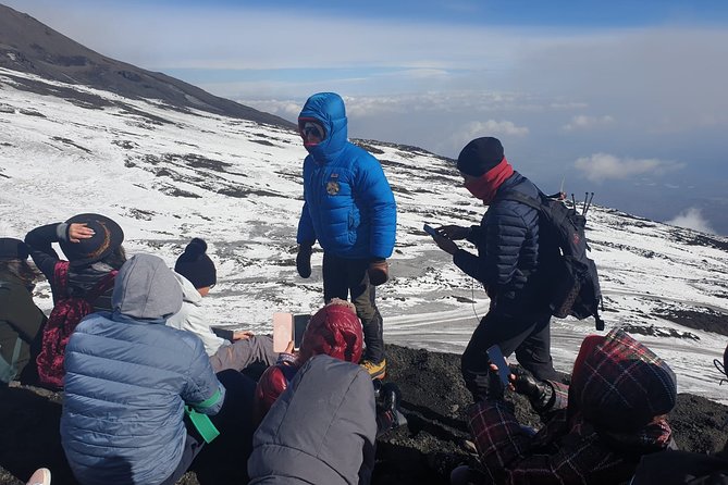 Hiking at 2900m on Mount Etna - Boots, weather, and what to pack for an Etna hike at 2900m