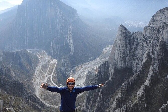 Hiking Climbing And Rappelling In The Eaglets Nest - The descent is the star: 35m, 35m, 40m rappels plus a 10m chimney