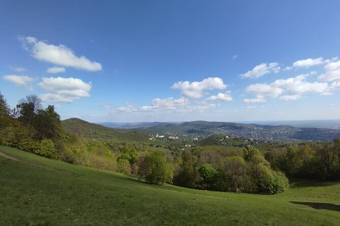 Hiking in Budapest - Terrain and pacing: mostly easy, with occasional short challenges